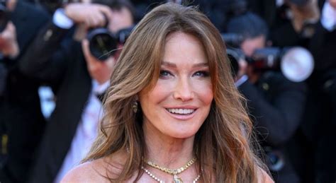 age de carla bruni|Carla Bruni : âge, enfants, mariage... Ce quil faut。